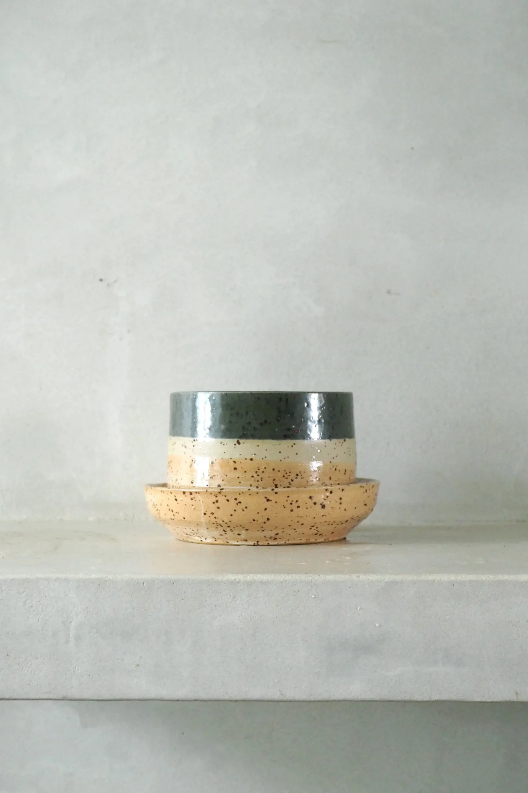 Nina Frigg medium no. 2